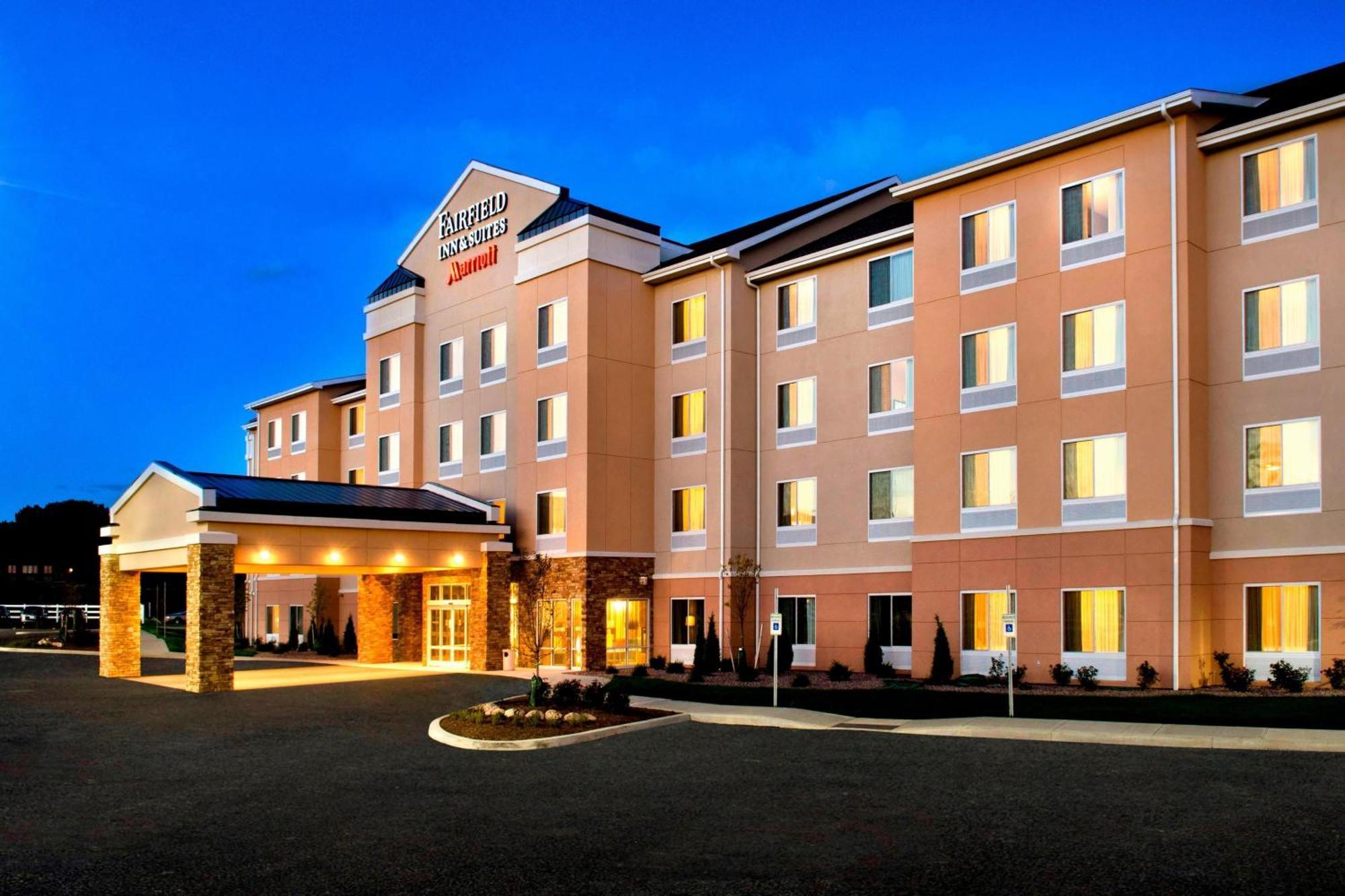 Fairfield Inn & Suites By Marriott Watertown Thousand Islands Extérieur photo