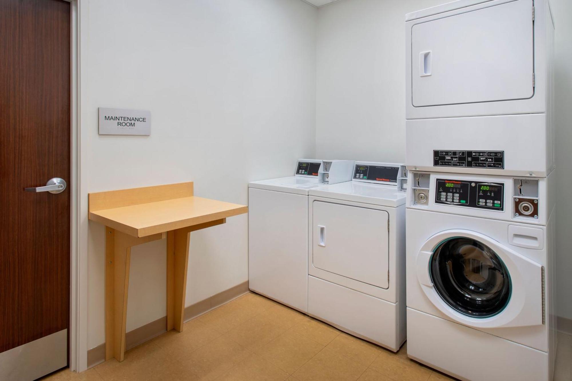 Fairfield Inn & Suites By Marriott Watertown Thousand Islands Extérieur photo