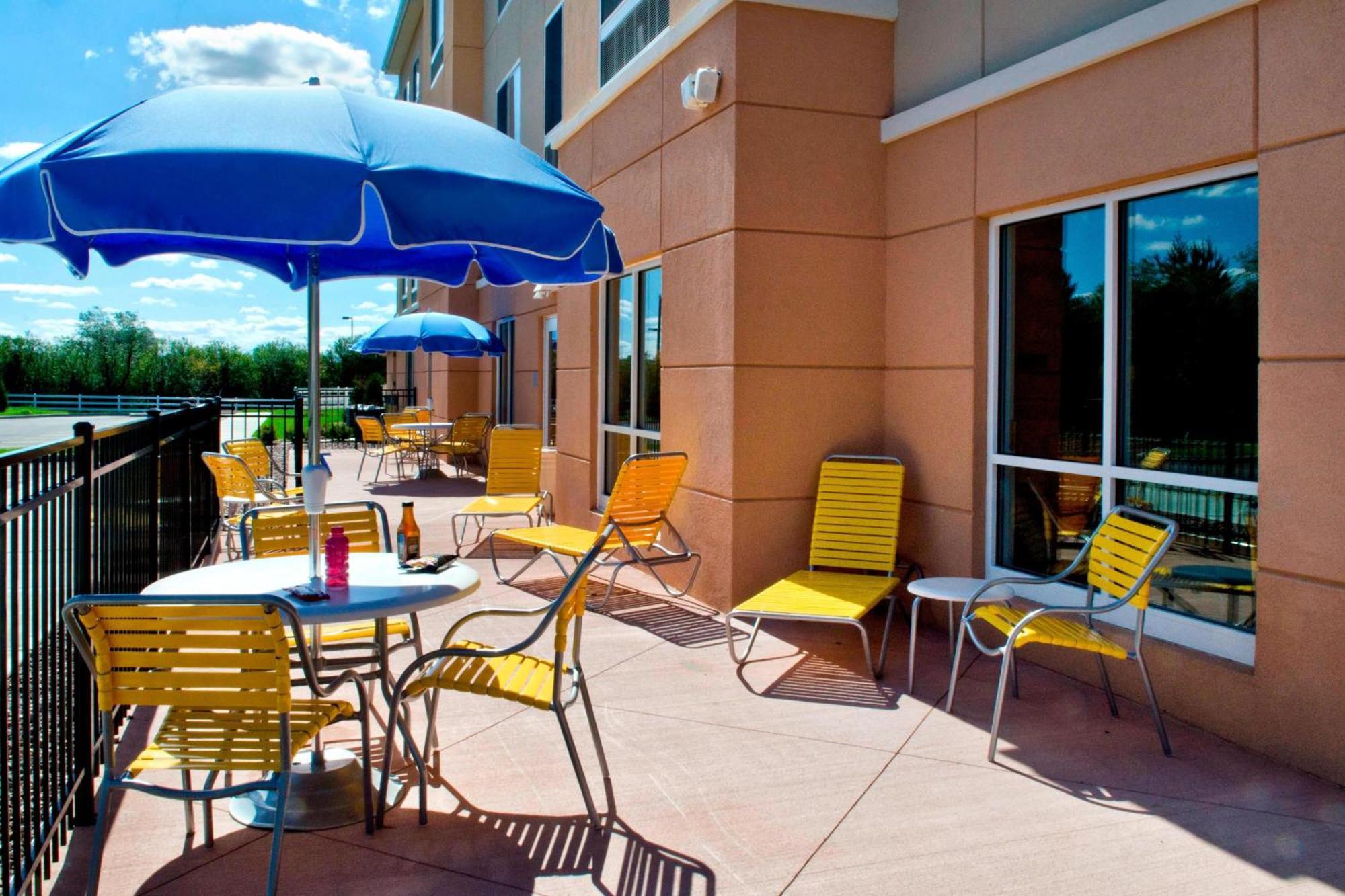 Fairfield Inn & Suites By Marriott Watertown Thousand Islands Extérieur photo
